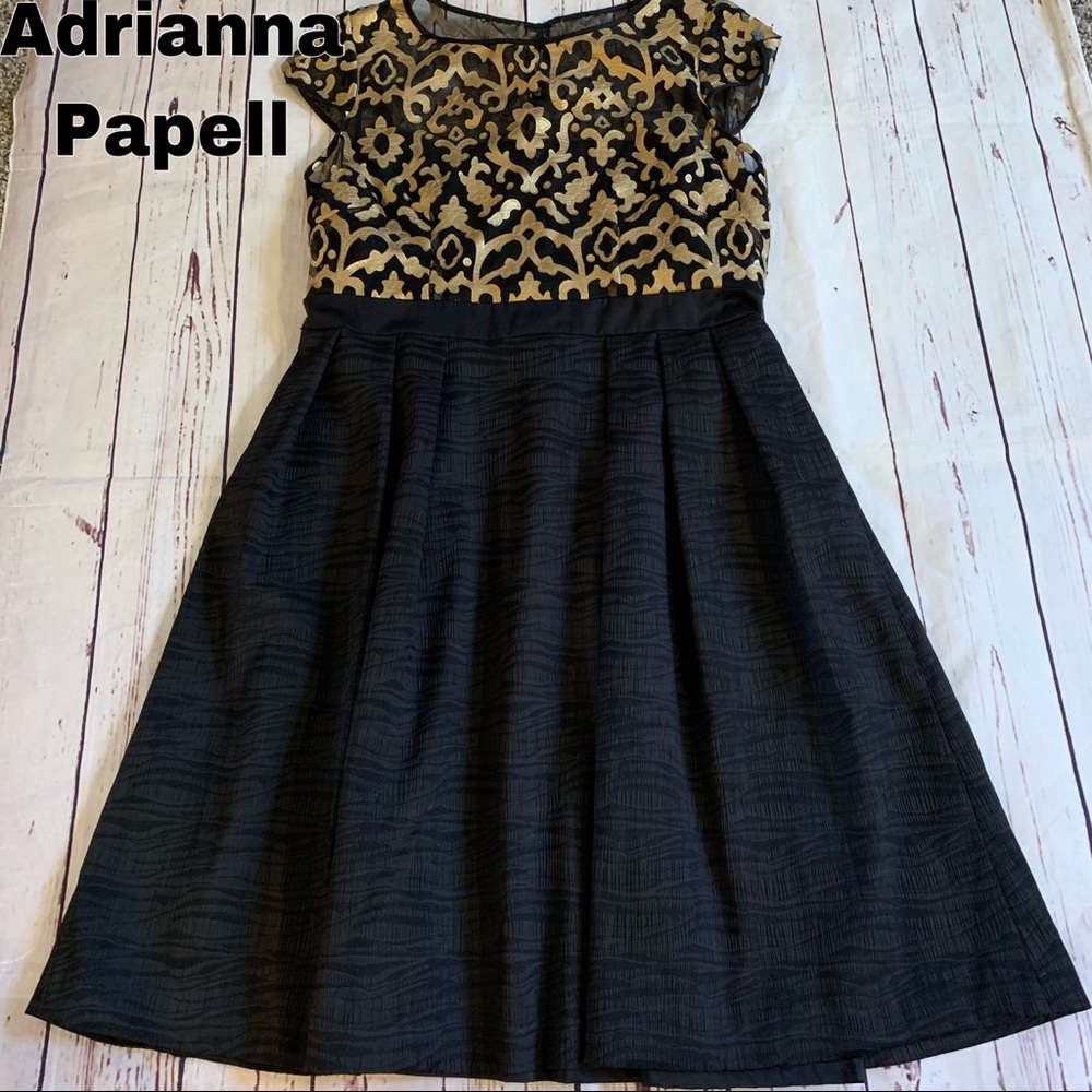 Adrianna Papell size 14 dress EUC gold black